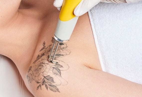 0Stars_CARTESSA8243ret-1